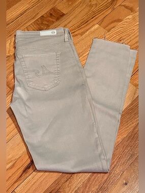 Ag Adriano Goldschmied Straight Leg Jeans in Light Gray.New!!!
